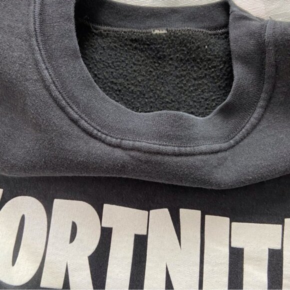 FORTNITE graphic sweatshirt fleece black white scoop neck long sleeves medium - Picture 5 of 9